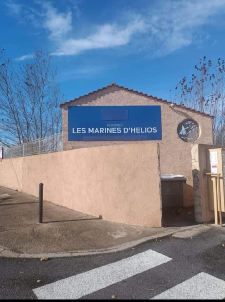 Les Marines D'Helios Vila Le Castellas Exterior foto